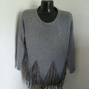 John Fashion women sweater knit tunic gray size M?